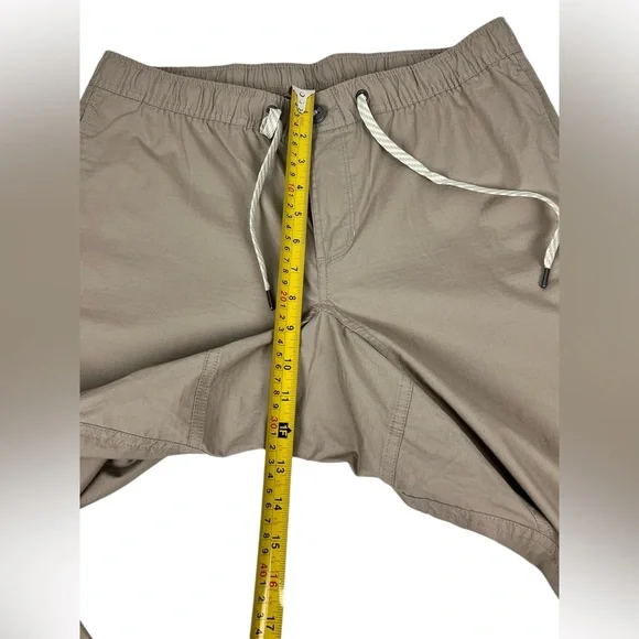 Vuori Mens Large Ripstop Climber Pants Stretch Waist Beige Casual Comfort EUC